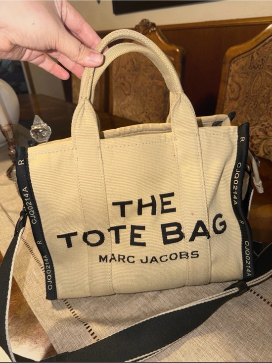 Marc Jacobs Handbags - Tote Bag Identified